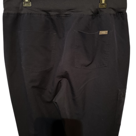 Figs Zamora Navy Jogger Scrub Pants - Picture 9 of 10